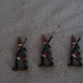 Foto inzerátu Cínoví - vojáčci, indiáni, rytíři a další