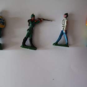 Foto inzerátu Cínové figurky - vojáčci 7 letá válka a další