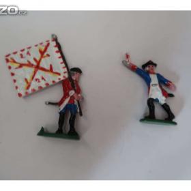 Foto inzerátu Cínové figurky - vojáčci, indiáni, rytíři a další