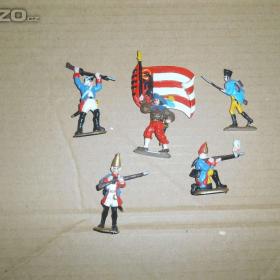 Foto inzerátu Cínoví vojáčci - rytíři, piráti, kovbojové, indiáni a další