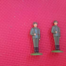 Foto inzerátu Cínoví vojáčci - rytíři, piráti, kovbojové, indiáni a další