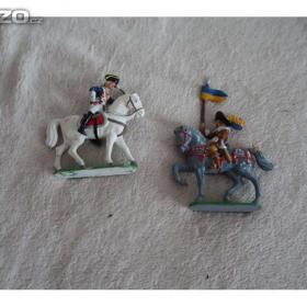 Foto inzerátu Cínoví vojáčci- rytíři, kovbojové, piráti, indiáni a další