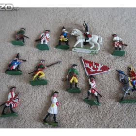Foto inzerátu Cínoví vojáčci- rytíři, kovbojové, piráti, indiáni a další