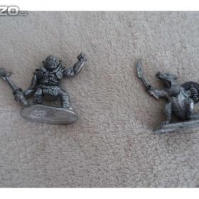 Foto inzerátu Cínoví vojáčci- rytíři, kovbojové, piráti, indiáni a další