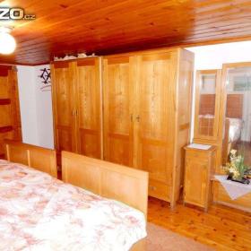 Fotka k inzerátu Kompletní prvorepubliková starožitná ložnice. / 17787080