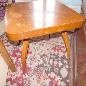 Foto inzerátu Starožitná (retro) křesla &amp; stolek Halabala.