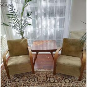 Fotka k inzerátu Starožitná (retro) křesla & amp;  stolek Halabala. / 17787080