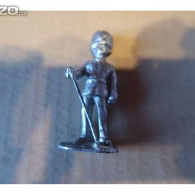 Foto inzerátu Cínové figurky - vojáčci, indiáni, rytíři a další