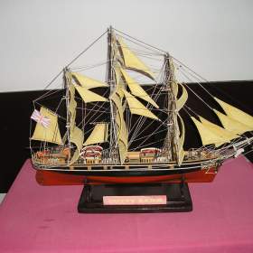 Fotka k inzerátu Prodám postavené modely historických lodí / 14140073