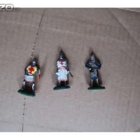 Foto inzerátu vojáci - vojáčci - cínové figurky