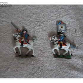 Foto inzerátu vojáci - vojáčci - cínové figurky