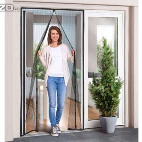 Fotka k inzerátu Síť do dveří proti hmyzu / 9648303