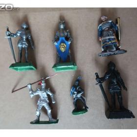 Foto inzerátu CÍNOVÍ VOJÁČCI