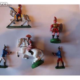 Foto inzerátu CÍNOVÍ VOJÁČCI