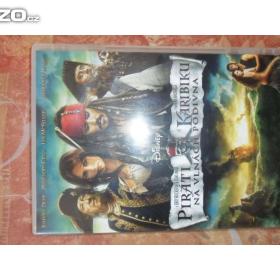 Fotka k inzerátu DVD Piráti z Karibiku:  Na vlnách podivna / 14884434