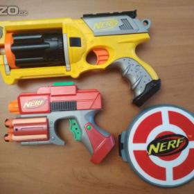 Fotka k inzerátu 2 x -  Nerf pistole a revolver -  jako set / 14976017