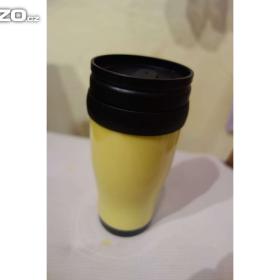 Foto inzerátu Termohrnek s dvojitou stěnou z plastu, 400 ml