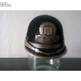 Fotka k inzerátu Četnická helma / 19476471