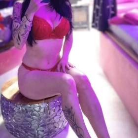 Foto inzerátu BOŽSKÁ & VYZÝVAVÁ - nenechám v tobě ANI KAPKU