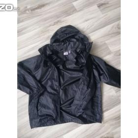 Foto inzerátu Prodám šusťákovou bundu na sport