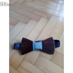 Foto inzerátu Prodám nového dřevěného motýlka.