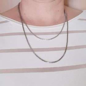 Foto inzerátu Dvojitý řetízek stříbrné barvy
