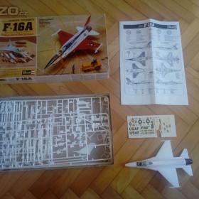 Foto inzerátu Prodám retro model letadla.