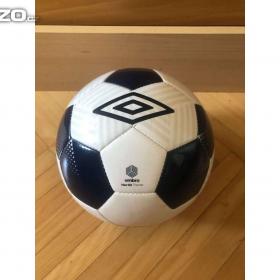 Foto inzerátu Nový fotbalový míč Umbro