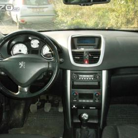 Foto inzerátu PEUGEOT 207 HATCHBACK 1.6i 16V NFU 80kW rv 2007 