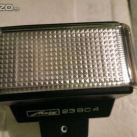 Fotka k inzerátu Blesk k fotoaparátu / 16006791