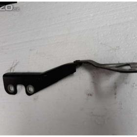 Foto inzerátu Levý pant kapoty Opel Signum Vectra C 1,8 16V 03-05