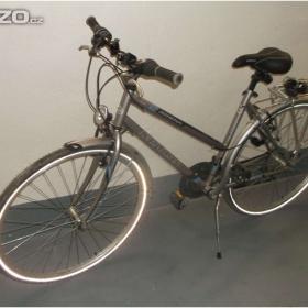 Prodám: SLEVA dámské cross kolo KELLYS Athena, vel. 20, stříbrné za 5.300,-  Kč / 15785692