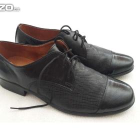 Fotka k inzerátu Dětská společenská obuv / 19309652