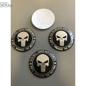 Fotka k inzerátu Středové pokličky/samolepky alu kol punisher/nápis / 15882883