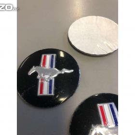 Foto inzerátu Středové pokličky / samolepky alu kola - MUSTANG