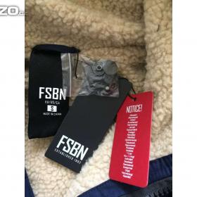 Foto inzerátu Prodám novou zimní chlapeckou (pánskou) bundu