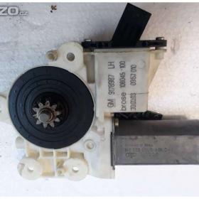 Motorek okna levý přední Opel Signum Vectra C 1,8 16V 03- 05 / 15956878
