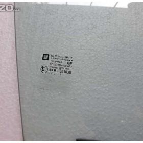 Foto inzerátu Sklo(okno) pravé přední dveře Opel Signum 1,8 16V 03-05