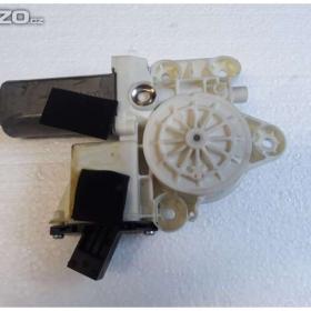 Motorek okna pravý přední Opel Signum Vectra C 1,8 16V 03- 05 / 15958174