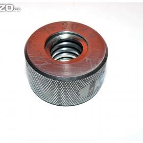 Fotka k inzerátu Závitový kroužek mezní Tr 20x4 LEVÝ, Sh10, 0-  dobrý rozměr / 16273334