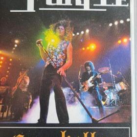Foto inzerátu VIDEOKAZETA VHS - DEEP PURPLE / Come Hell Or High Water