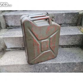 Fotka k inzerátu KANYSTR PLECHOVÝ -  20 L / 19309215