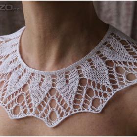 Fotka k inzerátu Krajkový pletený límeček -  ruční práce / 19618918