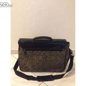 Foto inzerátu Prodám zánovní kabelku, tašku Basile.