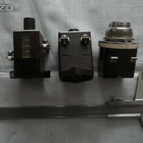 Fotka k inzerátu Stará elektrická retrotlačítka / 16077048