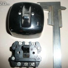 Foto inzerátu Spínače třífázové, páčkové, trojkombinace