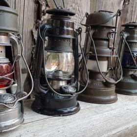 Foto inzerátu Koupím staré petrolejky / petrolejové lampy / lucerny
