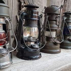 Fotka k inzerátu Koupím staré petrolejky / petrolejové lampy / lucerny / 16078743
