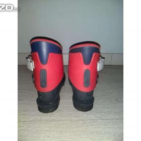 Foto inzerátu Prodám starší dětské  2 přeskové  lyžáků 