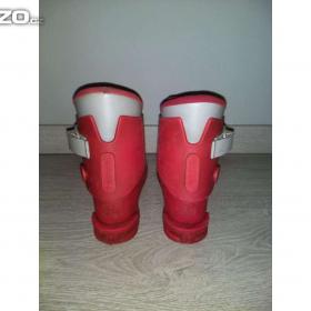 Foto inzerátu Prodám starší dětské  2 přeskové  lyžáků 